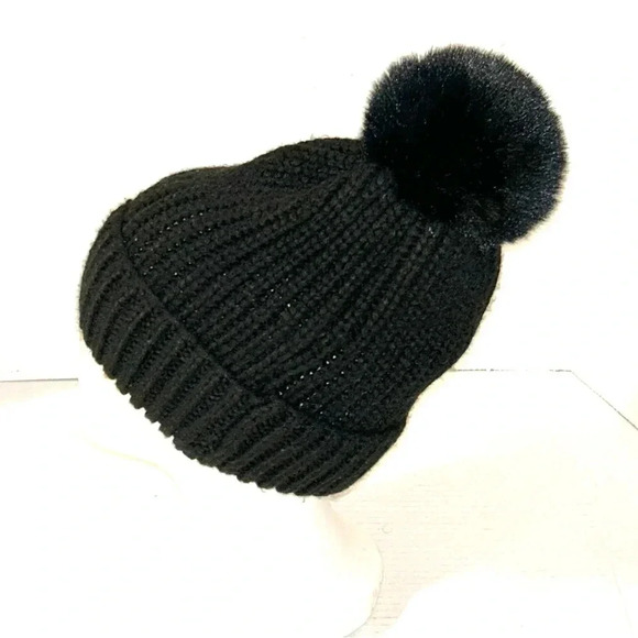 Steve Madden Knit Hat With Faux Fur Pom Pom Black Gorpcore Outdoors Winter - Picture 2 of 4